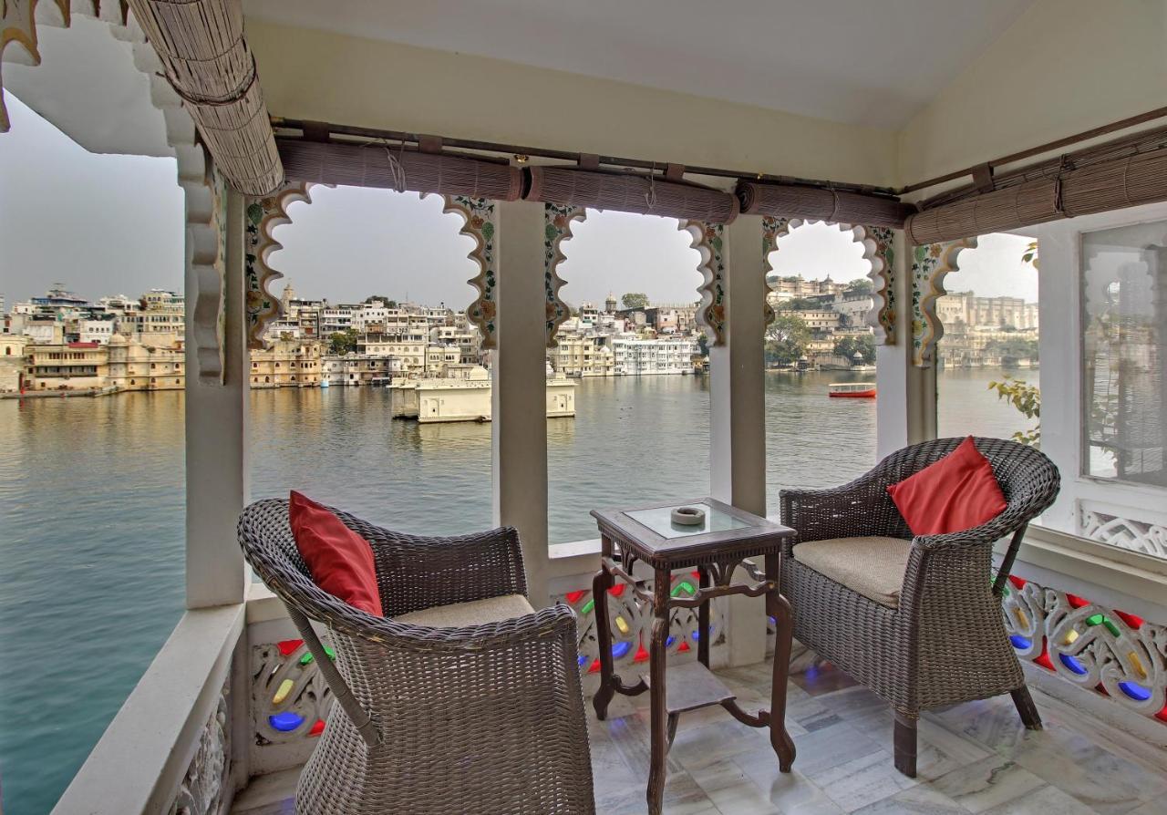 Lake Pichola Hotel Udaipur Ngoại thất bức ảnh