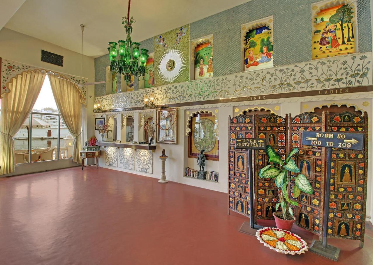 Lake Pichola Hotel Udaipur Ngoại thất bức ảnh