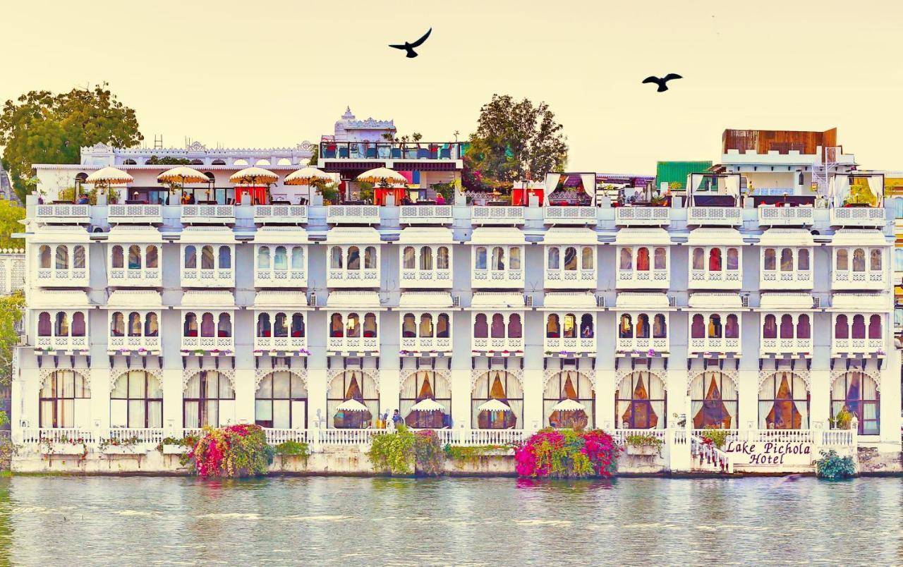 Lake Pichola Hotel Udaipur Ngoại thất bức ảnh